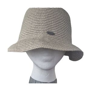Elegant Beige Bucket Hat